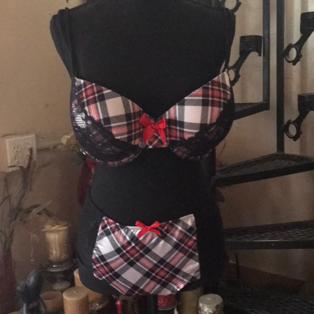 NWOT Sexy Plaid Red Black Bra & Pantie  Lingerie Two Piece